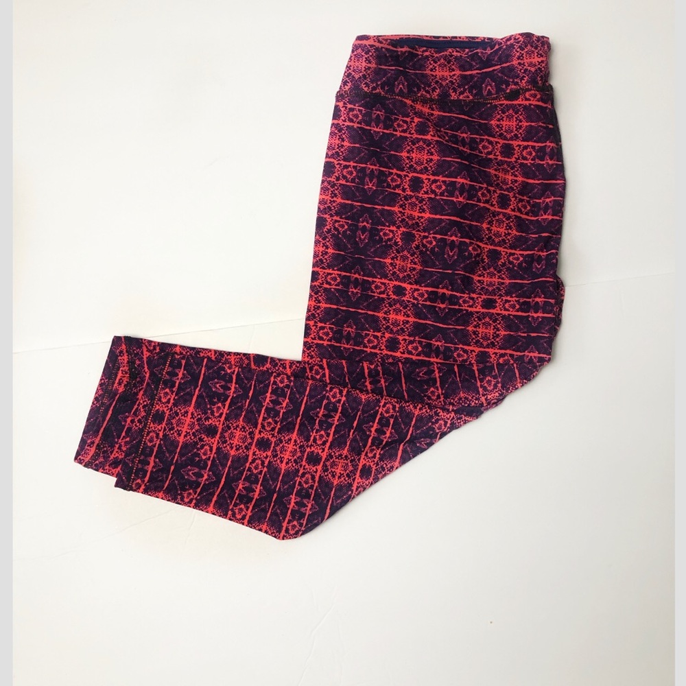 Cropped athletic leggings